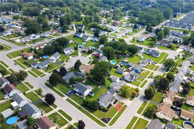 218 Summit Avenue, West Seneca, NY 14224