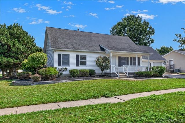 218 Summit Avenue, West Seneca, NY 14224
