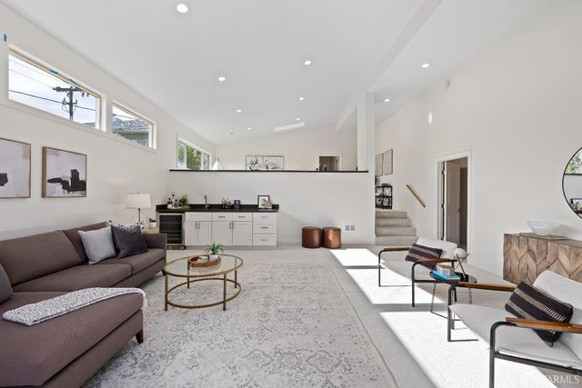 30 Constanso Way, San Francisco, CA 94132