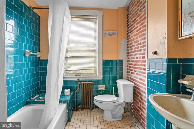 3301 FOSTER AVE, Baltimore, MD 21224