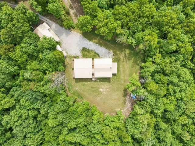 290 Vine Ridge Rd, NE, Crawford, TN 38554