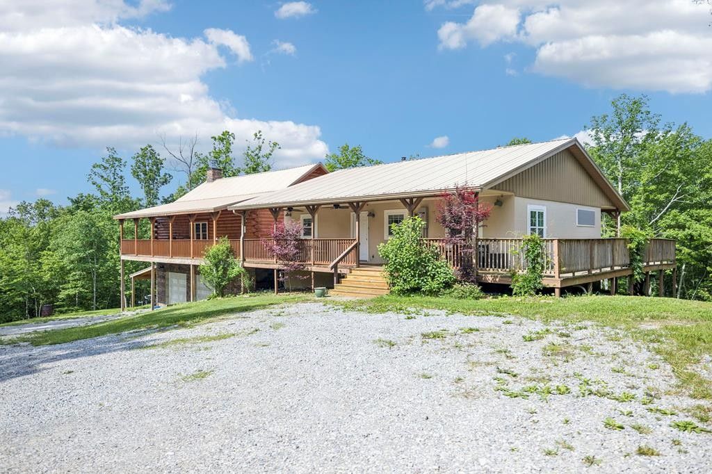 290 Vine Ridge Rd, NE, Crawford, TN 38554