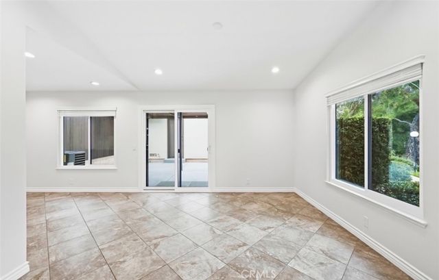 1298 Tarryglen, San Dimas, CA 91773