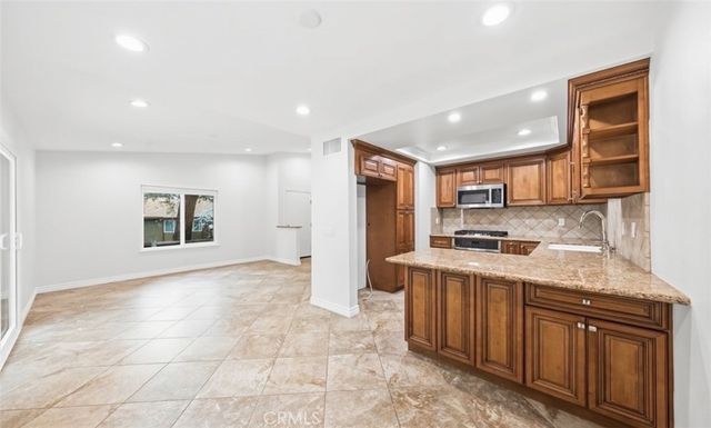 1298 Tarryglen, San Dimas, CA 91773