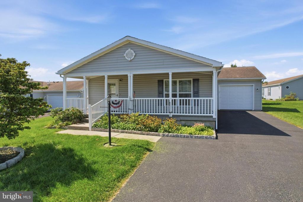 4 SONGBIRD CT, BECHTELSVILLE, PA 19505 — photo 3