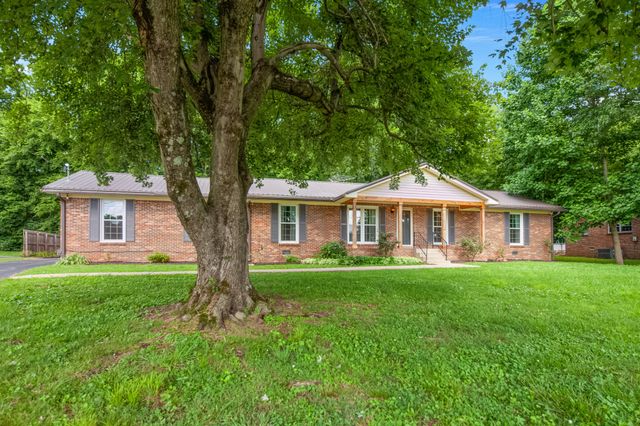 116 Skyview Dr, Columbia, TN 38401