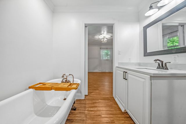 116 Skyview Dr, Columbia, TN 38401