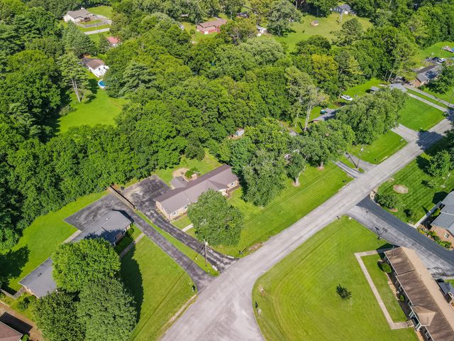 116 Skyview Dr, Columbia, TN 38401