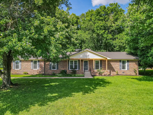 116 Skyview Dr, Columbia, TN 38401
