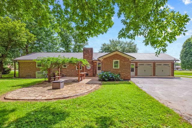 116 Skyview Dr, Columbia, TN 38401