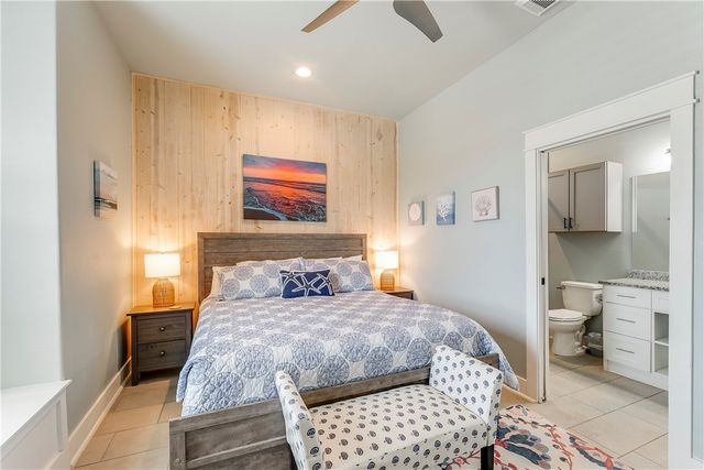 2821 S 11th St 101, Port Aransas, TX 78373