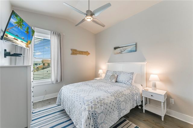 2821 S 11th St 101, Port Aransas, TX 78373