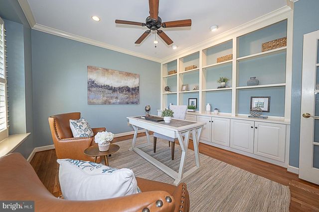 30 SPRING HILL LN, Phoenixville, PA 19460