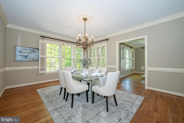 30 SPRING HILL LN, Phoenixville, PA 19460