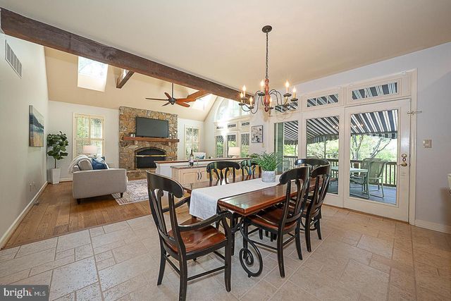 30 SPRING HILL LN, Phoenixville, PA 19460