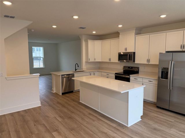 15274 GROVESIDE ROAD, Winter Garden, FL 34787