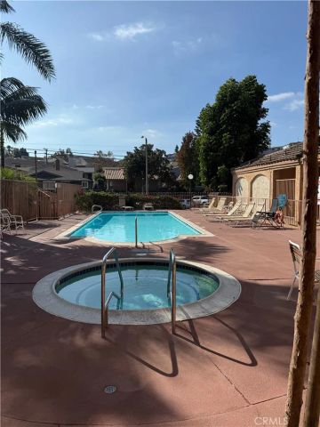 4161 Hathaway 41, Long Beach, CA 90815