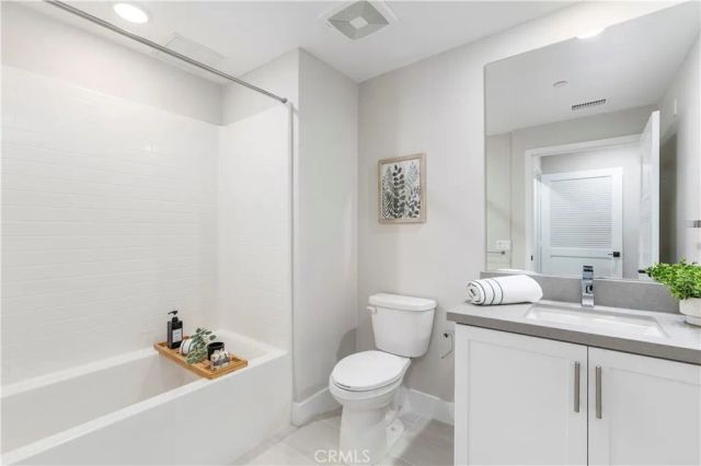 16175 Dawn 202, Tustin, CA 92782