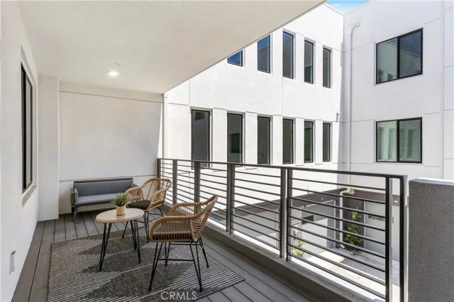 16175 Dawn 202, Tustin, CA 92782