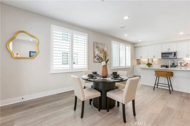 16175 Dawn 202, Tustin, CA 92782