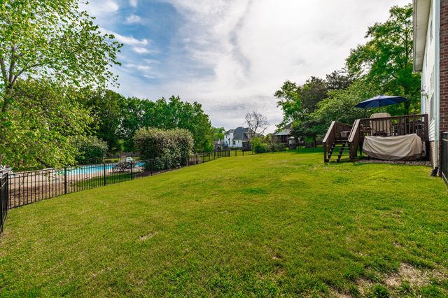 103 Crooked Creek Ct, Hendersonville, TN 37075