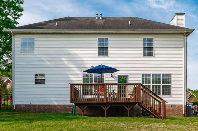 103 Crooked Creek Ct, Hendersonville, TN 37075