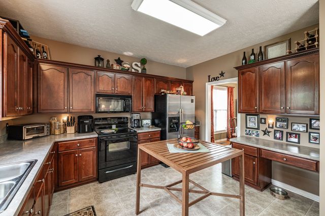 103 Crooked Creek Ct, Hendersonville, TN 37075