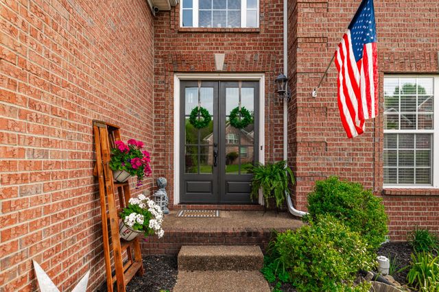 103 Crooked Creek Ct, Hendersonville, TN 37075