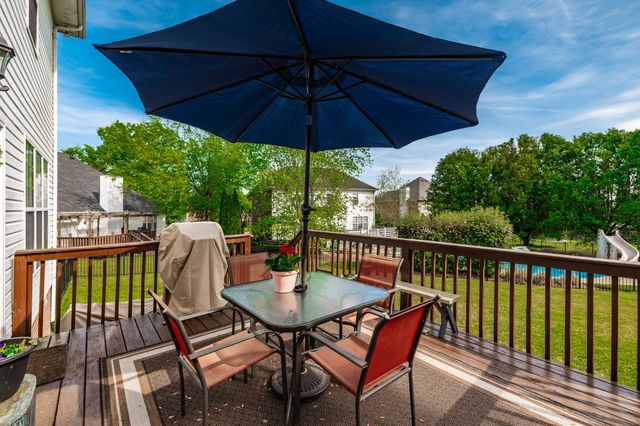 103 Crooked Creek Ct, Hendersonville, TN 37075