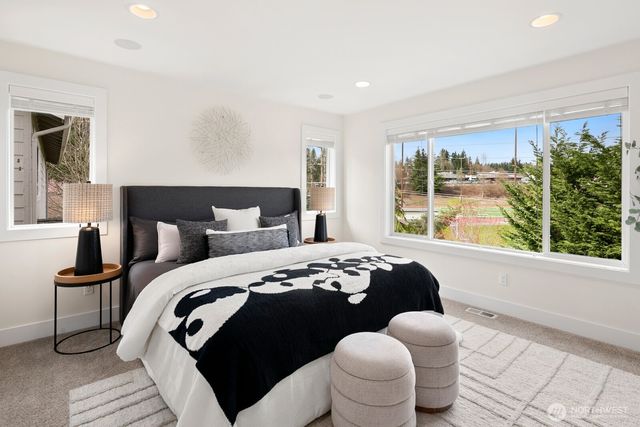 13404 Little Bear Creek Place, Woodinville, WA 98072