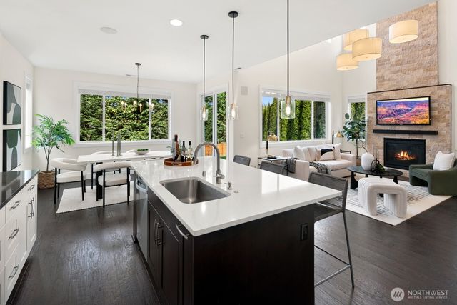 13404 Little Bear Creek Place, Woodinville, WA 98072