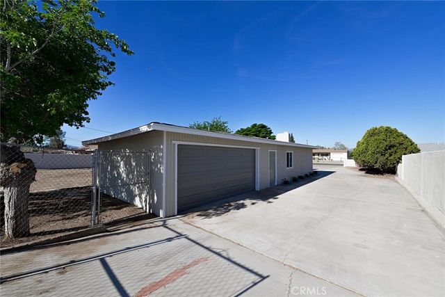 13383 Tutelo, Apple Valley, CA 92308