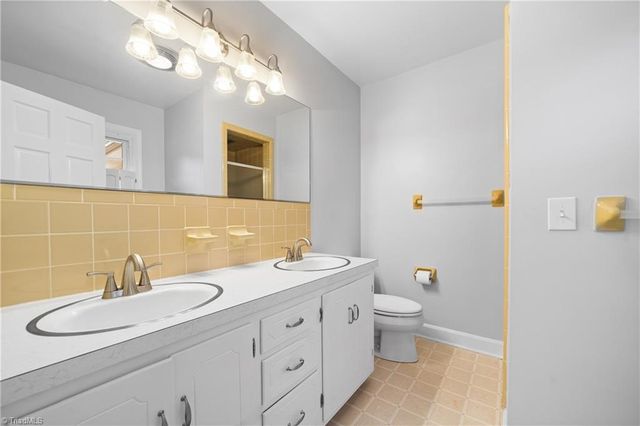 936 Marguerite Drive, Winston-salem, NC 27106
