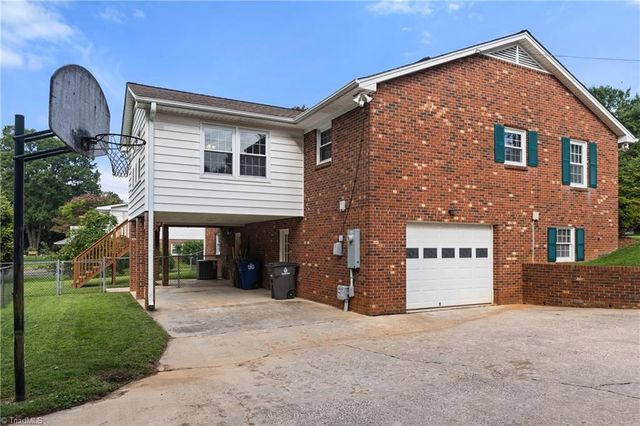 936 Marguerite Drive, Winston-salem, NC 27106