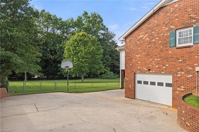 936 Marguerite Drive, Winston-salem, NC 27106
