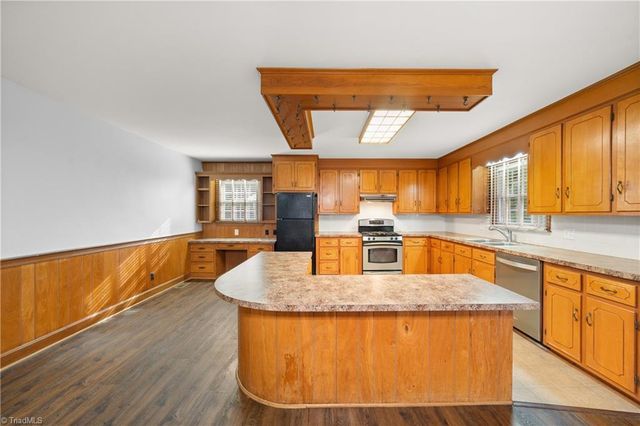 936 Marguerite Drive, Winston-salem, NC 27106