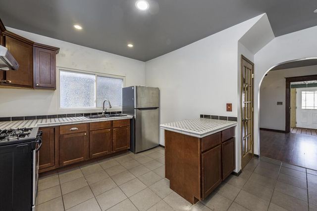 6522 30th AVENUE, Kenosha, WI 53142