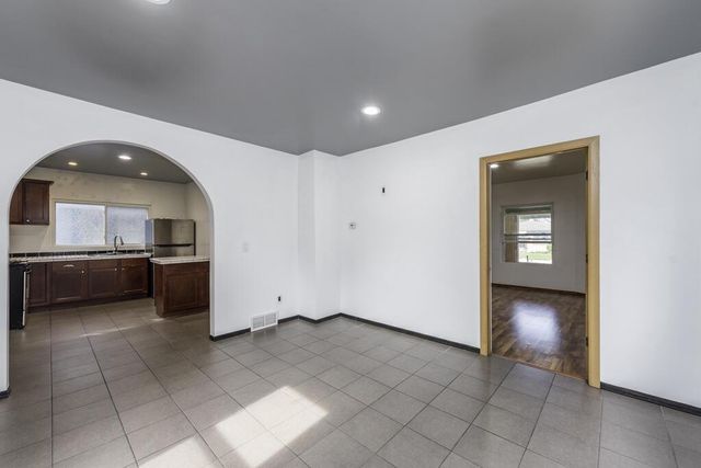 6522 30th AVENUE, Kenosha, WI 53142