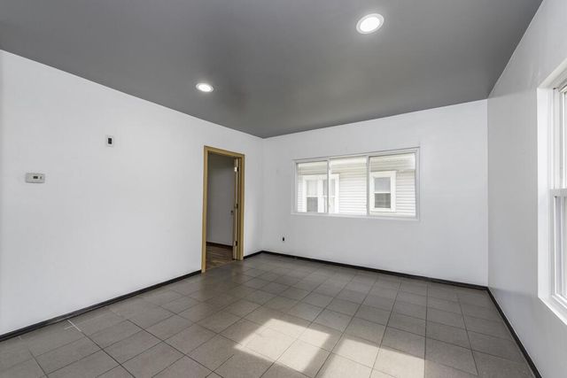 6522 30th AVENUE, Kenosha, WI 53142