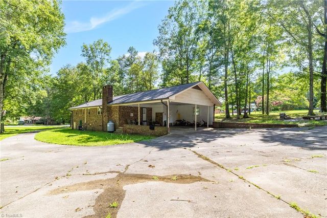 5325 Audrey Road, Greensboro, NC 27406