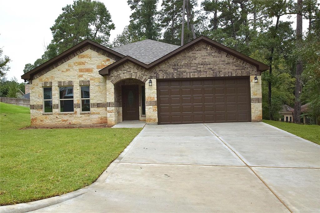 1505 Woodland Valley Drive, Huntsville, TX 77340