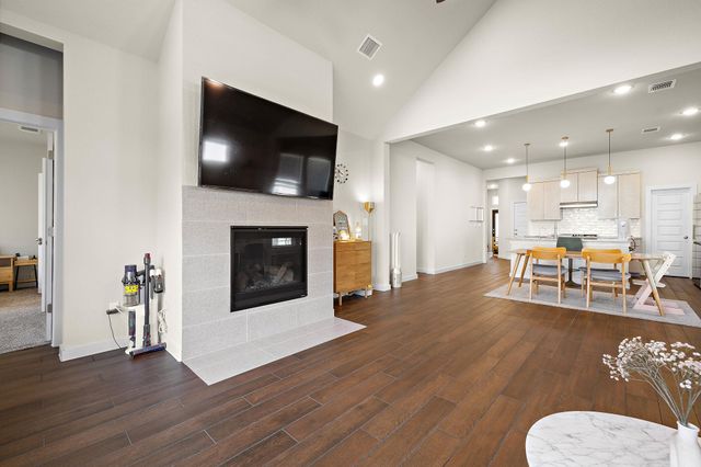 120 Upland DR, Georgetown, TX 78628