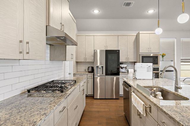 120 Upland DR, Georgetown, TX 78628