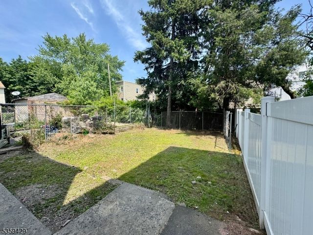 792 South 19th Street, Newark City, NJ 07103