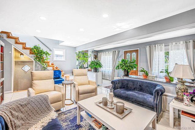 132 Herman Boulevard, Franklin Square, NY 11010
