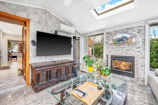 132 Herman Boulevard, Franklin Square, NY 11010