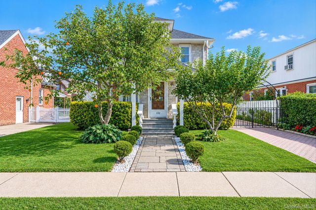 132 Herman Boulevard, Franklin Square, NY 11010