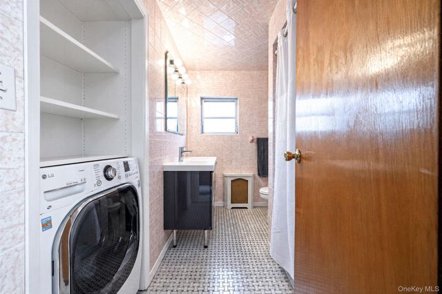 132 Herman Boulevard, Franklin Square, NY 11010