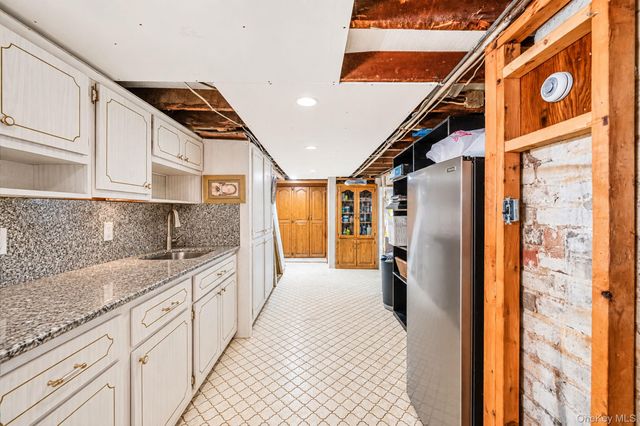 132 Herman Boulevard, Franklin Square, NY 11010