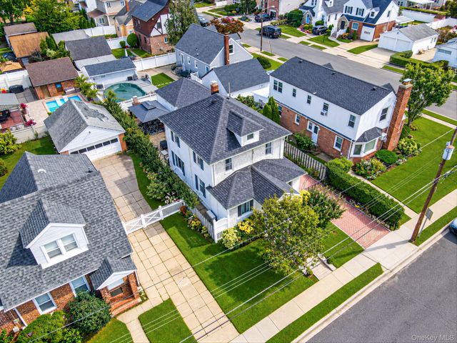 132 Herman Boulevard, Franklin Square, NY 11010